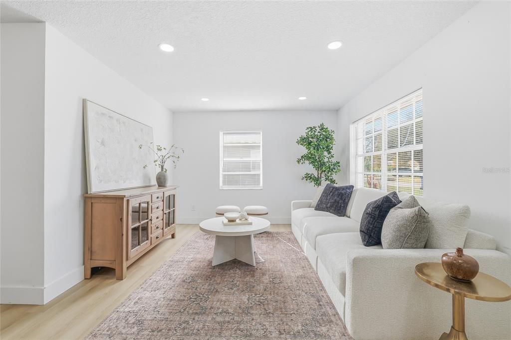 En Venta: $409,900 (3 camas, 2 baños, 1088 Pies cuadrados)