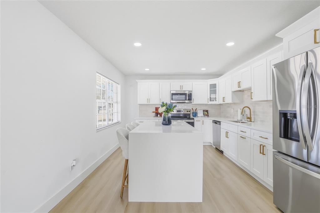 En Venta: $409,900 (3 camas, 2 baños, 1088 Pies cuadrados)