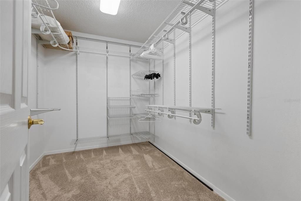 待售: $585,000 (3 贝兹, 2 浴室, 2078 平方英尺)