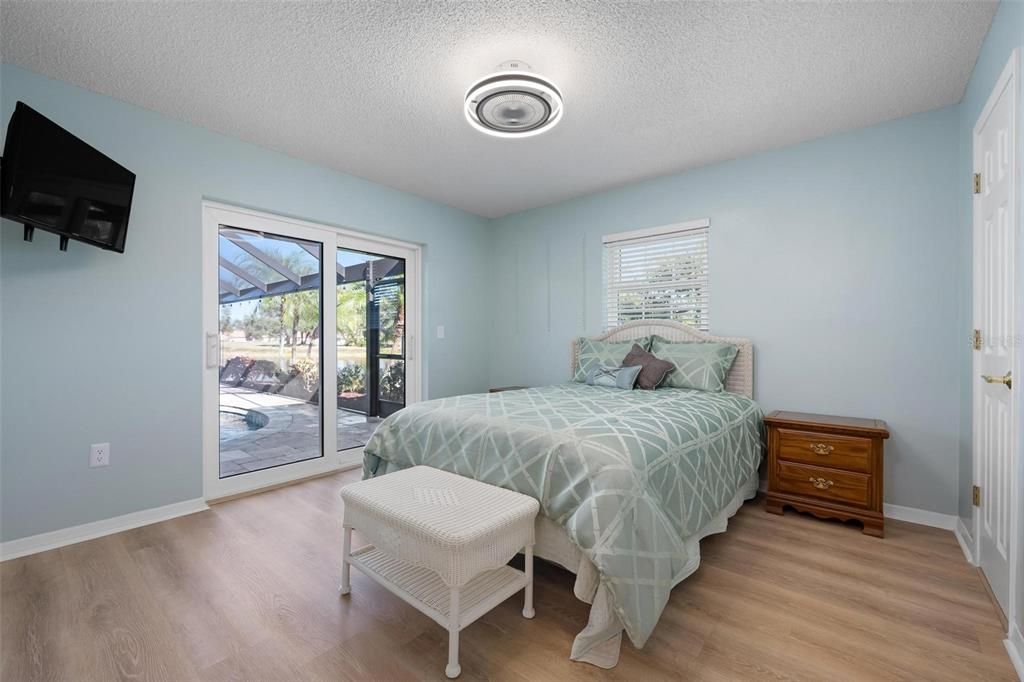 待售: $585,000 (3 贝兹, 2 浴室, 2078 平方英尺)