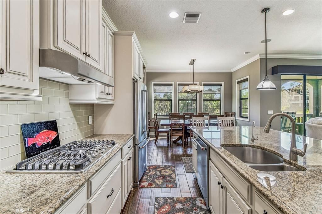 待售: $1,100,000 (3 贝兹, 3 浴室, 3676 平方英尺)