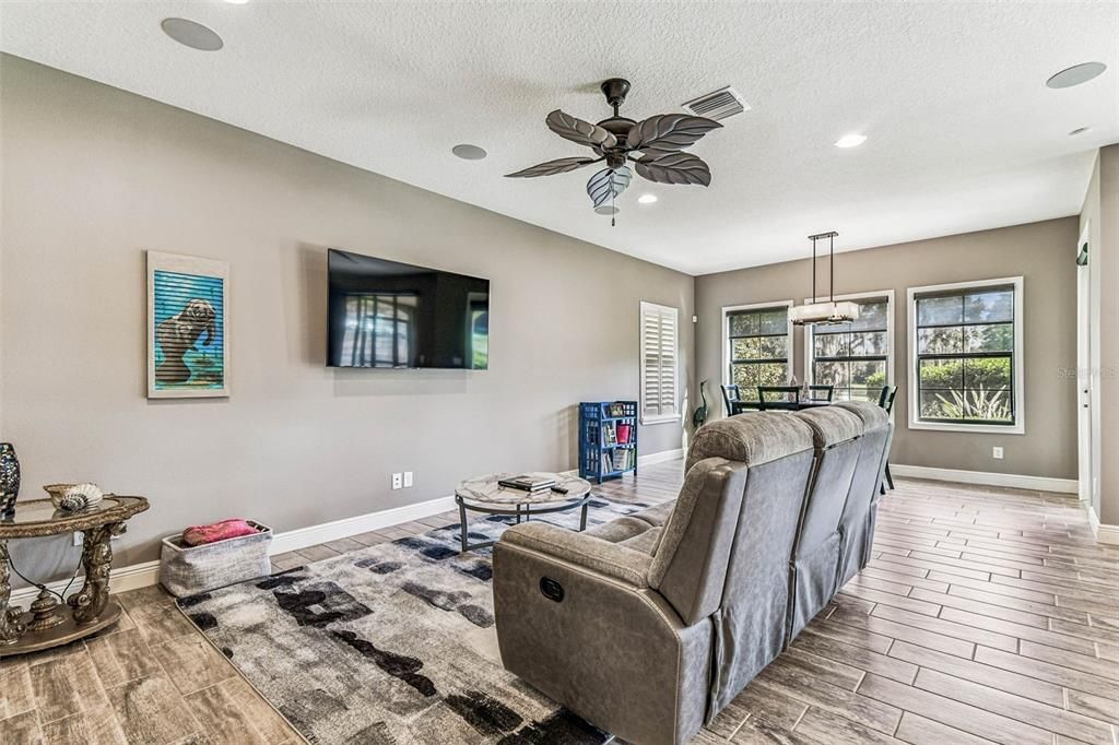 待售: $1,100,000 (3 贝兹, 3 浴室, 3676 平方英尺)