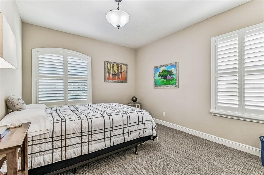 待售: $1,100,000 (3 贝兹, 3 浴室, 3676 平方英尺)