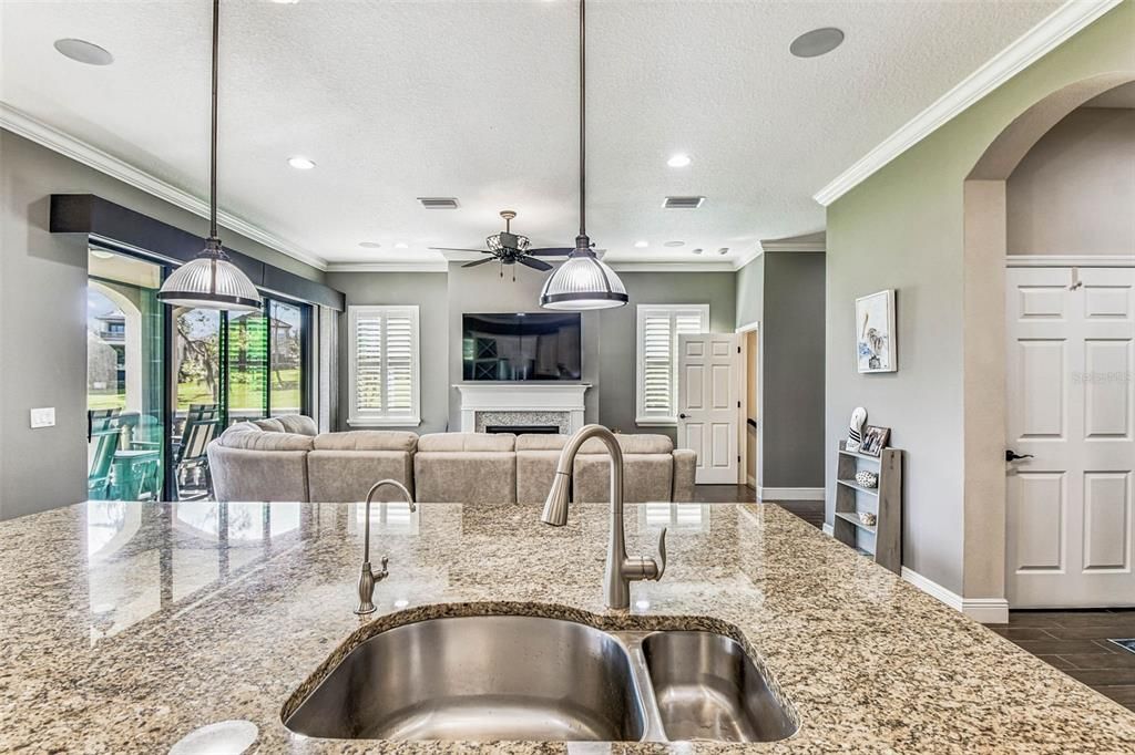 待售: $1,100,000 (3 贝兹, 3 浴室, 3676 平方英尺)