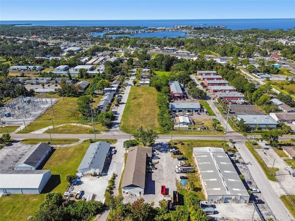 На продажу: $1,200,000 (2 спален, 1 ванн, 1360 Квадратных фут)