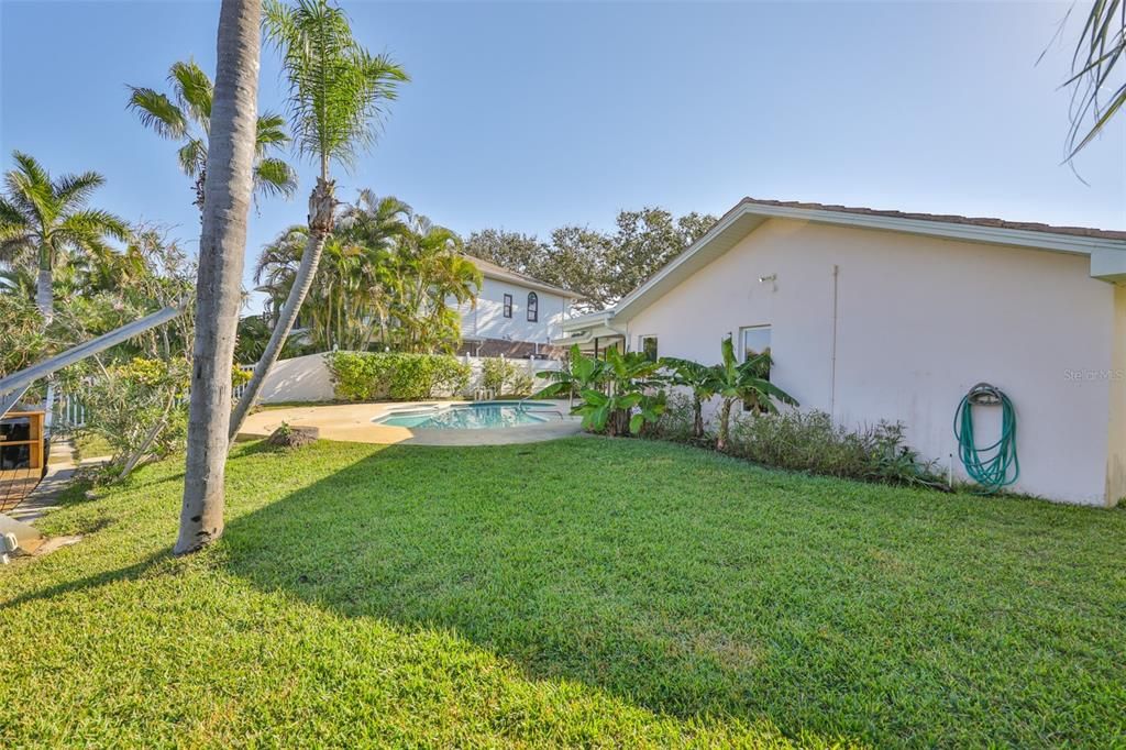 待售: $1,395,000 (3 贝兹, 2 浴室, 2076 平方英尺)