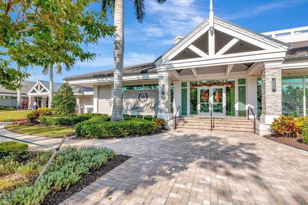 For Sale: $1,399,000 (5 beds, 3 baths, 2871 Square Feet)