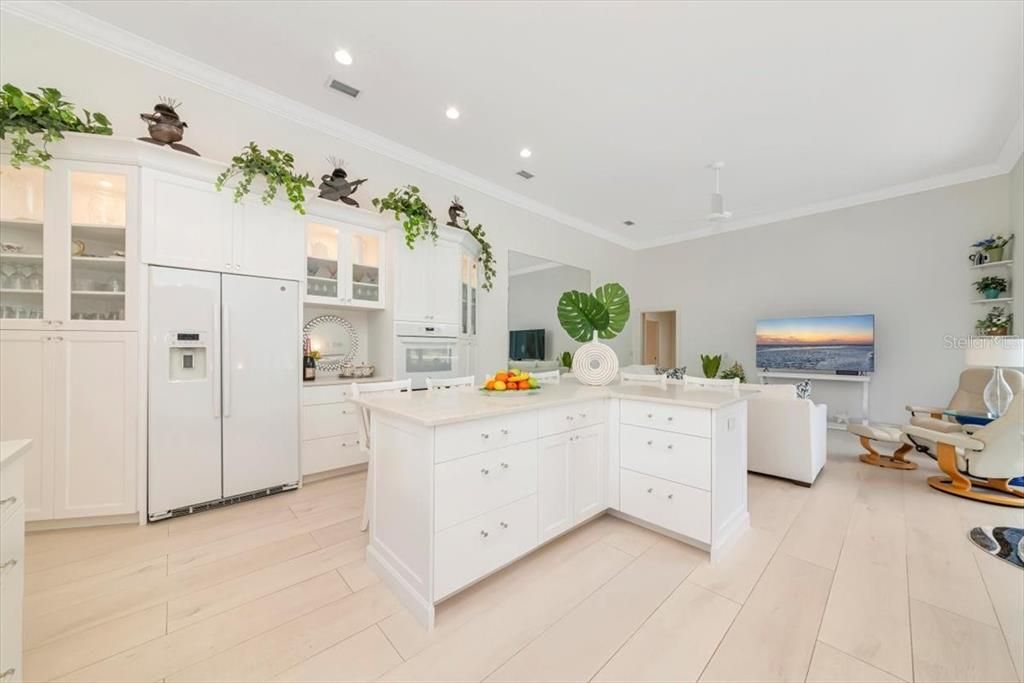 For Sale: $1,399,000 (5 beds, 3 baths, 2871 Square Feet)