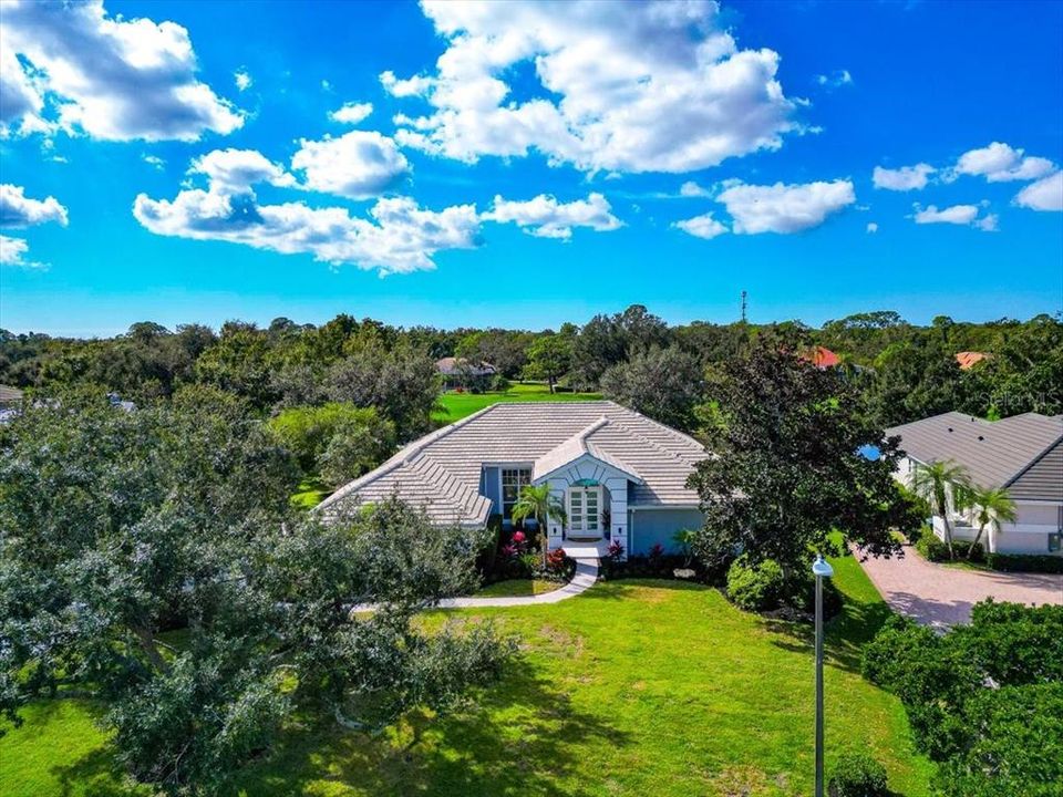 For Sale: $1,399,000 (5 beds, 3 baths, 2871 Square Feet)