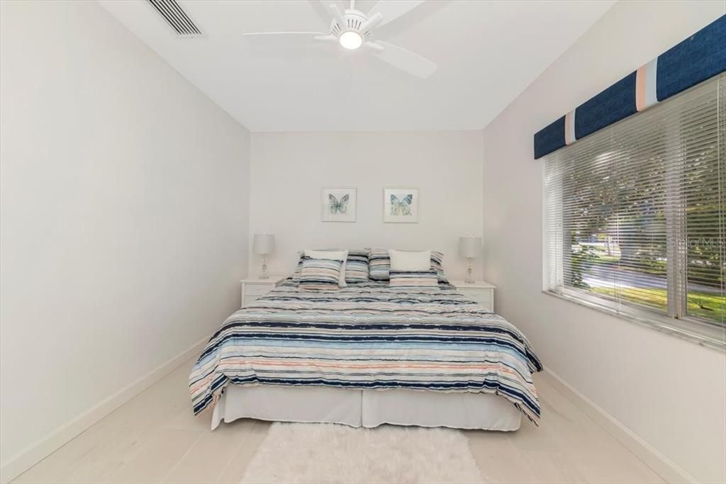 For Sale: $1,399,000 (5 beds, 3 baths, 2871 Square Feet)