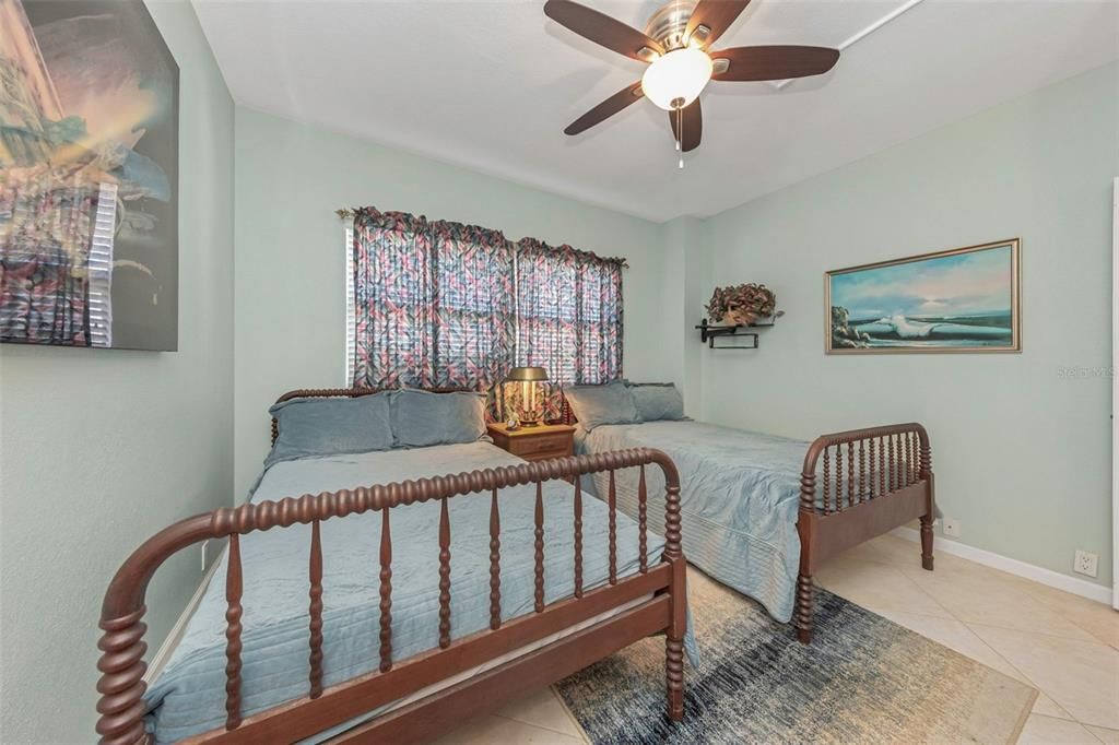 待售: $469,900 (1 贝兹, 1 浴室, 728 平方英尺)