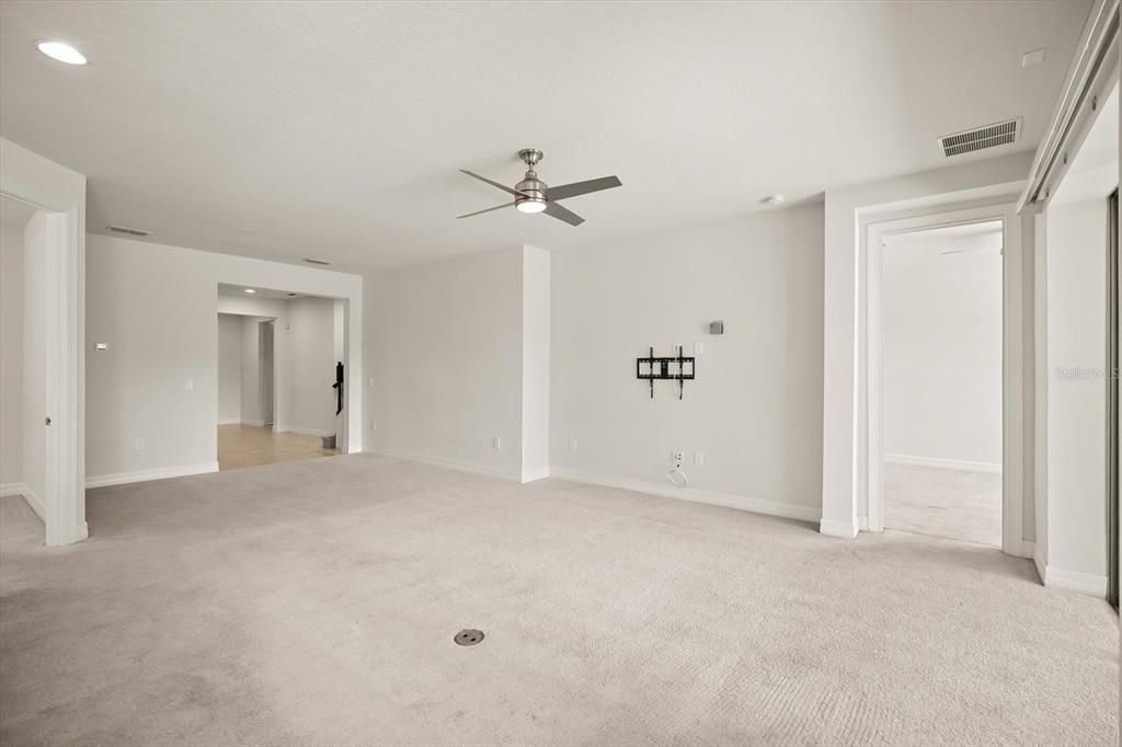 For Sale: $850,000 (3 beds, 3 baths, 2814 Square Feet)