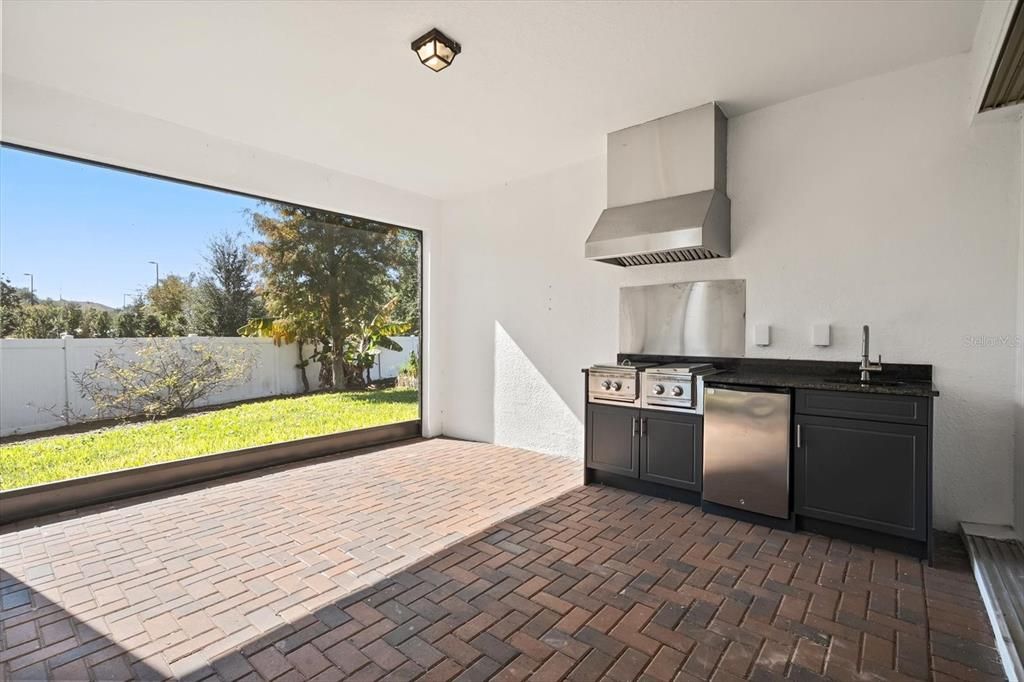 For Sale: $850,000 (3 beds, 3 baths, 2814 Square Feet)