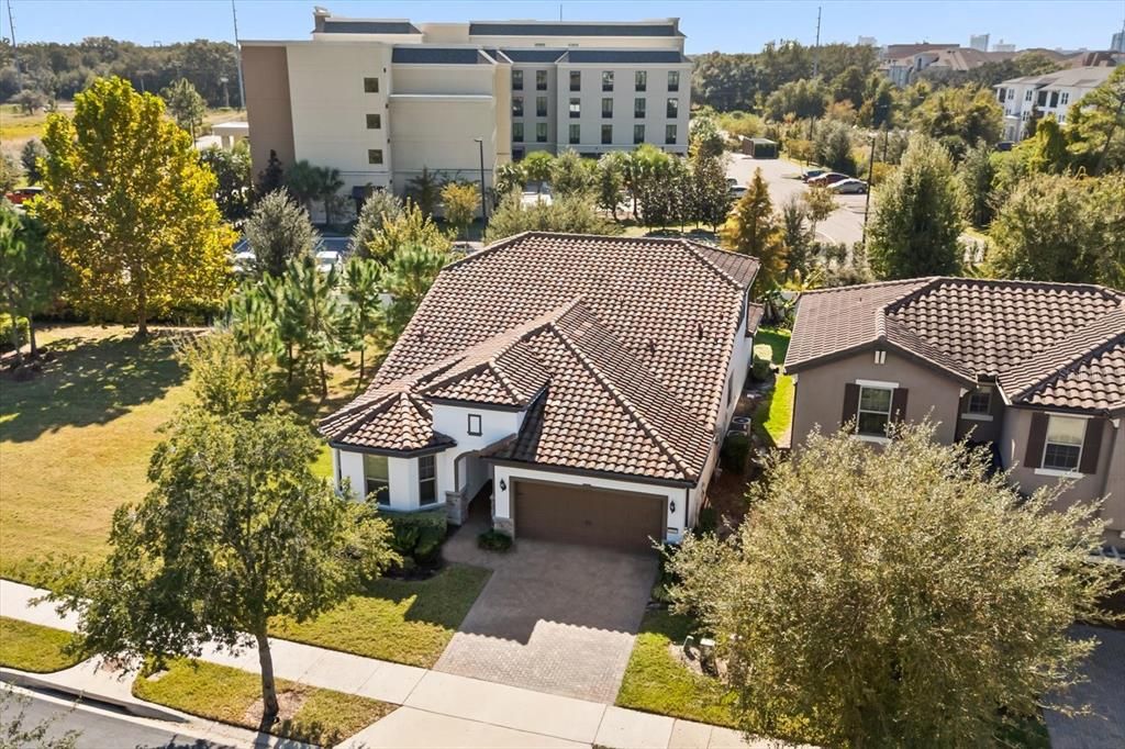 For Sale: $850,000 (3 beds, 3 baths, 2814 Square Feet)