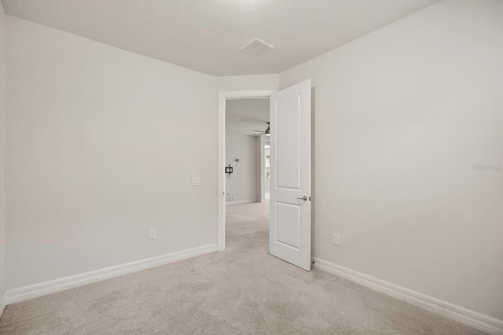 For Sale: $850,000 (3 beds, 3 baths, 2814 Square Feet)