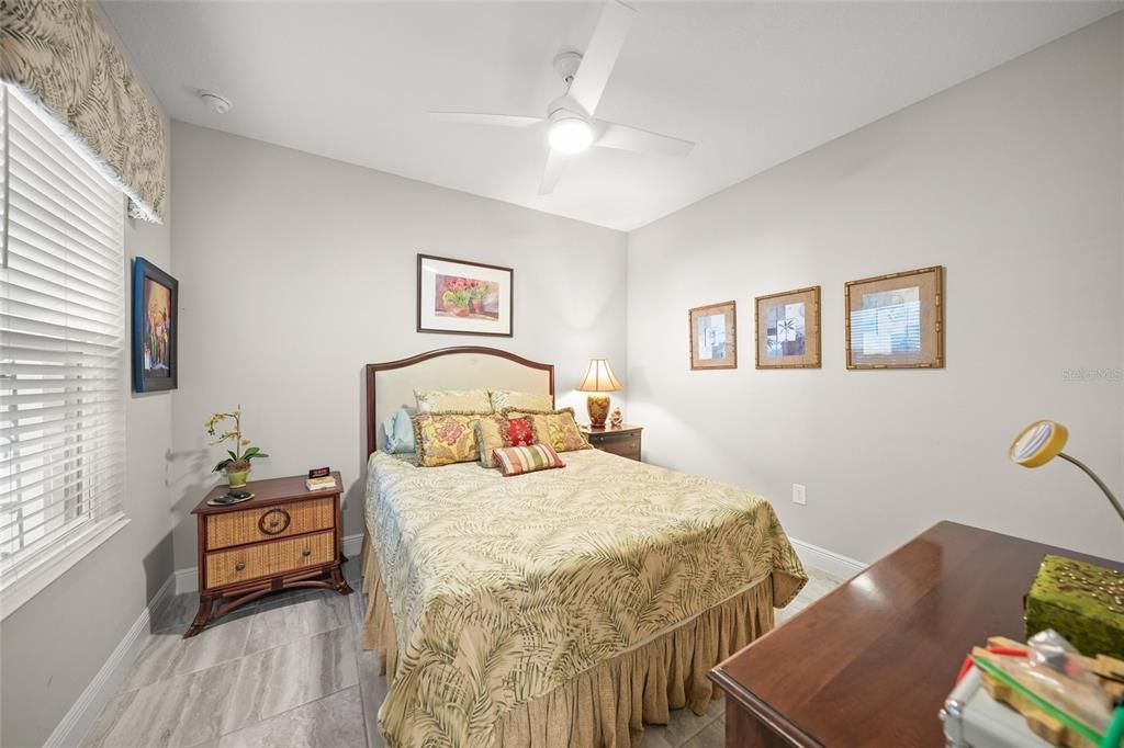 待售: $385,000 (2 贝兹, 2 浴室, 1525 平方英尺)