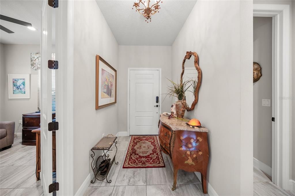 待售: $385,000 (2 贝兹, 2 浴室, 1525 平方英尺)