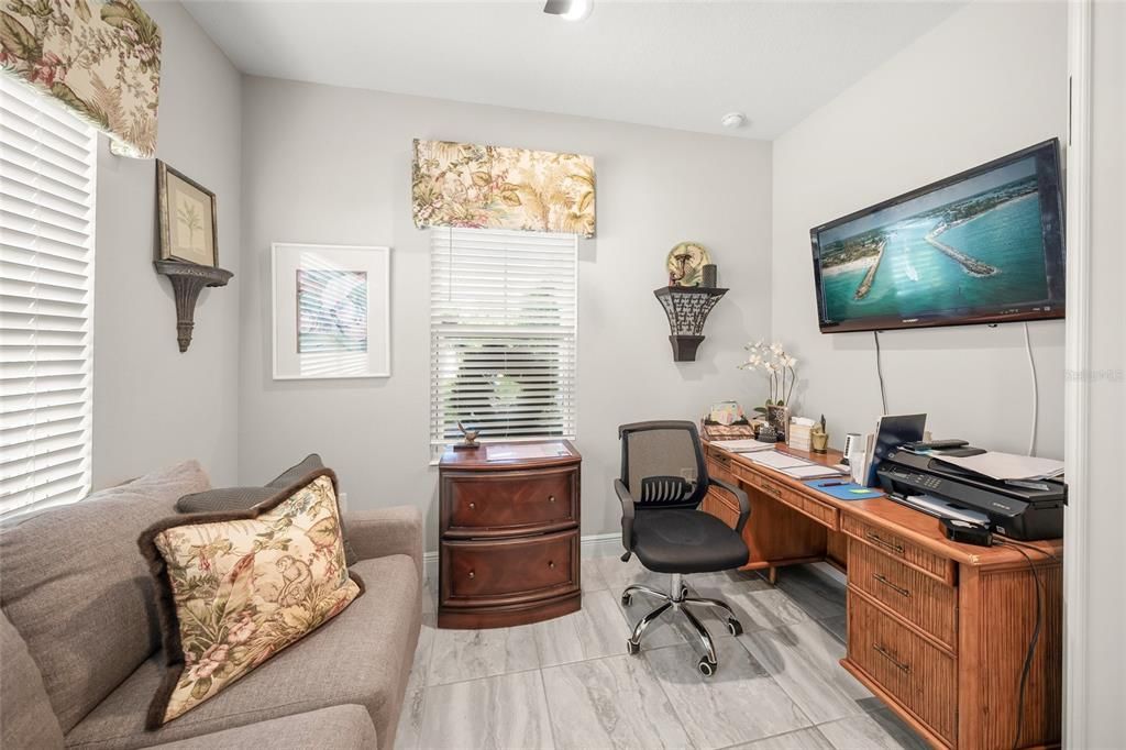 待售: $385,000 (2 贝兹, 2 浴室, 1525 平方英尺)