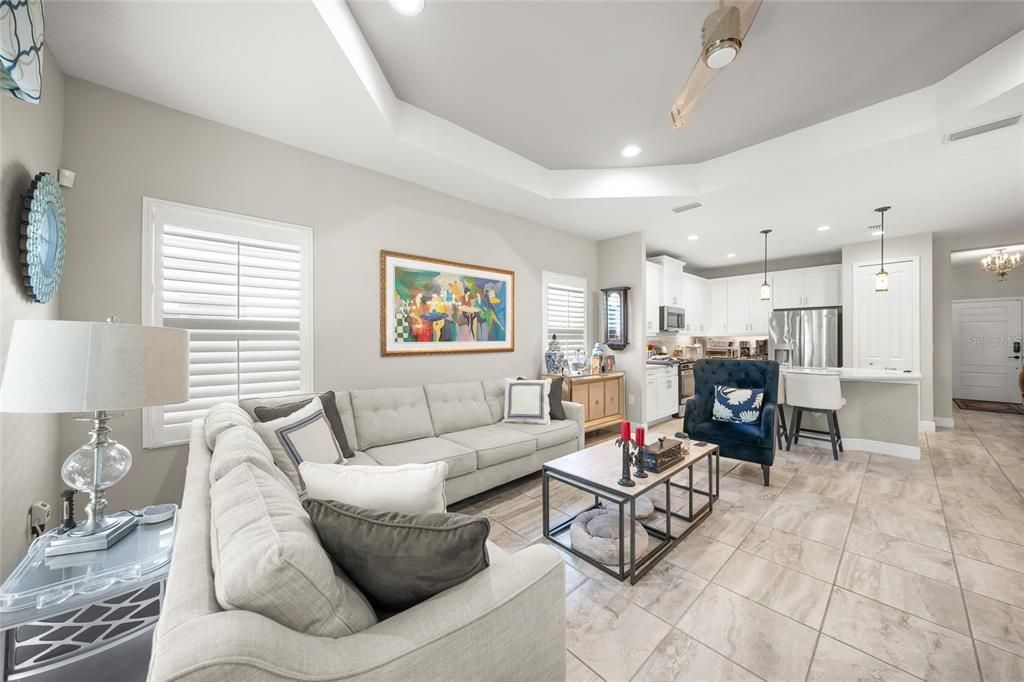 待售: $385,000 (2 贝兹, 2 浴室, 1525 平方英尺)