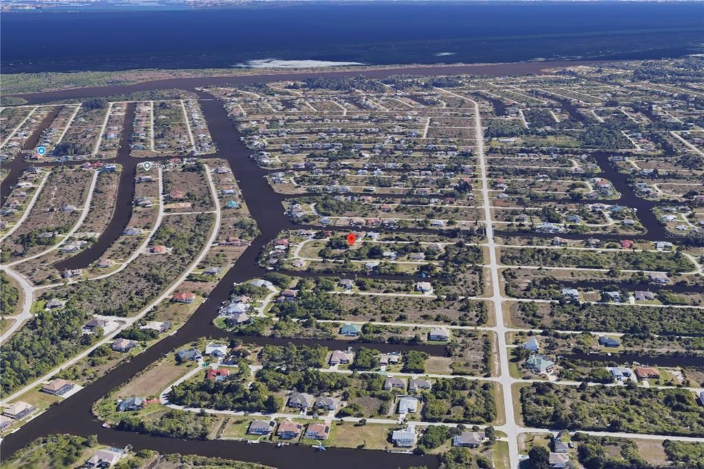 На продажу: $53,000 (0.46 acres)