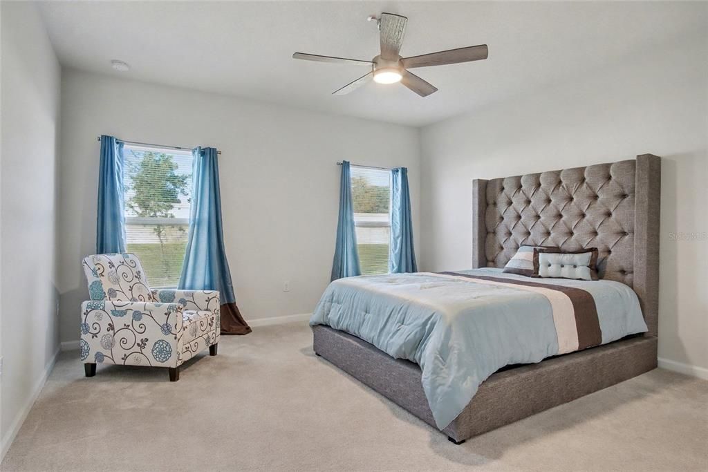 For Rent: $1,900 (3 beds, 2 baths, 1450 Square Feet)