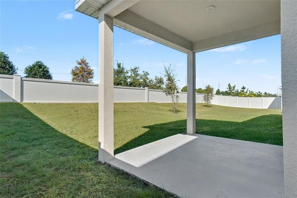 For Rent: $1,900 (3 beds, 2 baths, 1450 Square Feet)