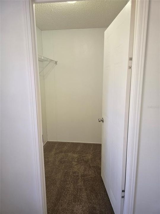 На продажу: $169,900 (3 спален, 2 ванн, 1293 Квадратных фут)