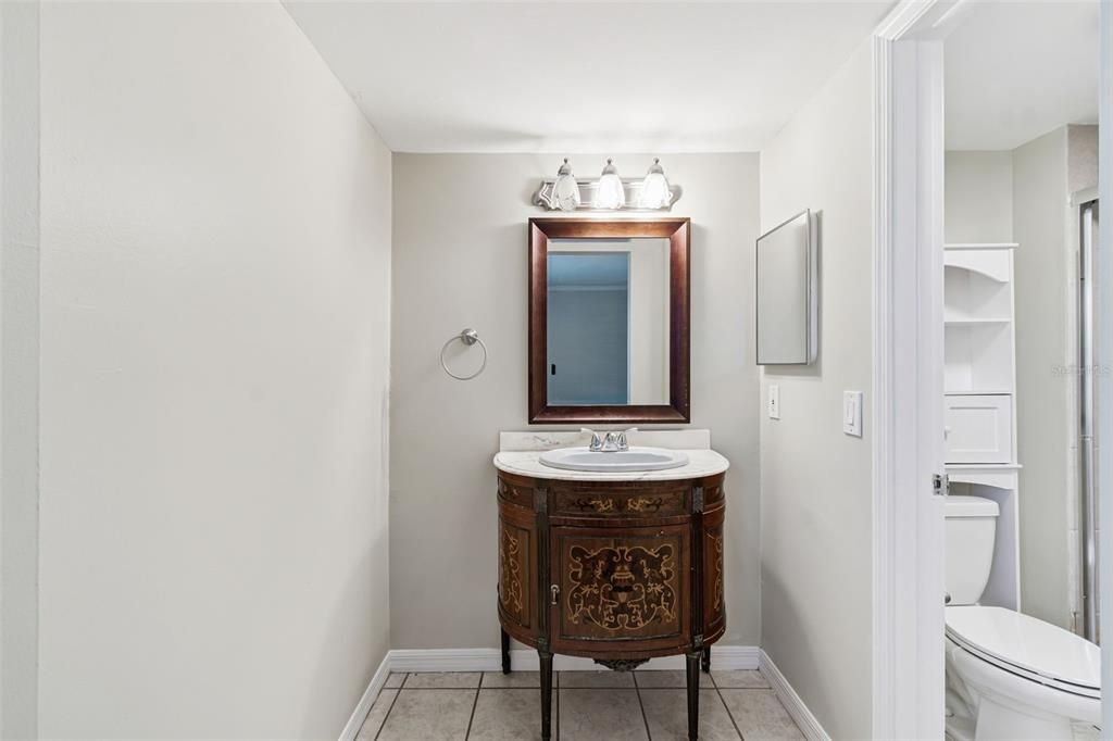 待售: $279,000 (2 贝兹, 2 浴室, 1178 平方英尺)