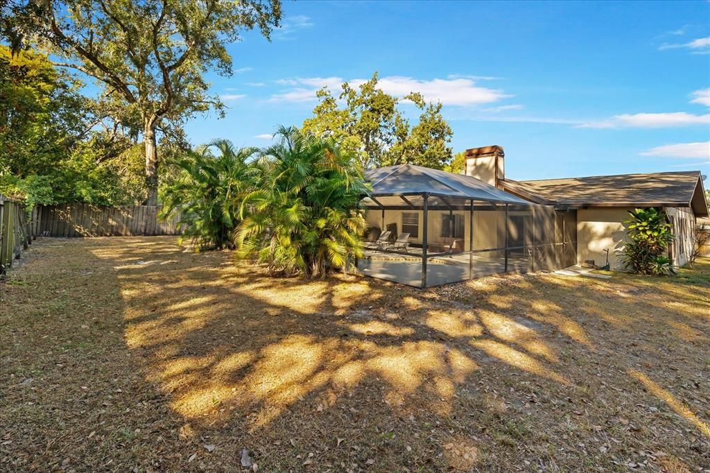 Active With Contract: $400,000 (3 beds, 2 baths, 1770 Square Feet)