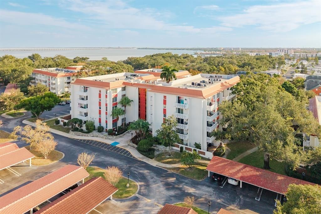 На продажу: $100,000 (1 спален, 1 ванн, 1048 Квадратных фут)