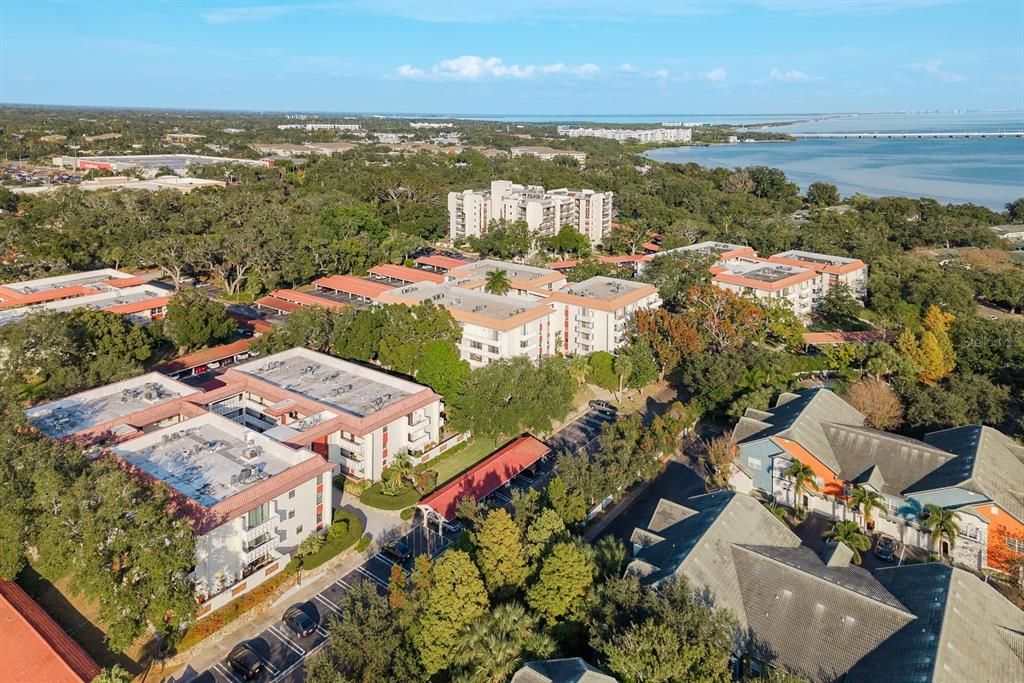 На продажу: $100,000 (1 спален, 1 ванн, 1048 Квадратных фут)