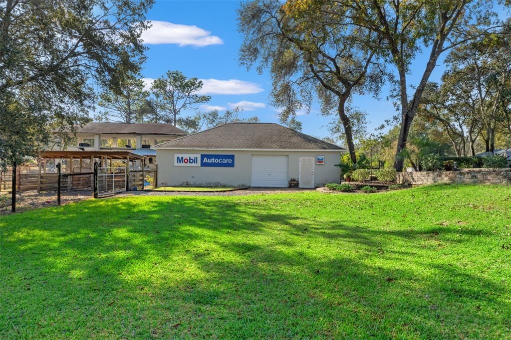 En Venta: $699,000 (3 camas, 2 baños, 1949 Pies cuadrados)