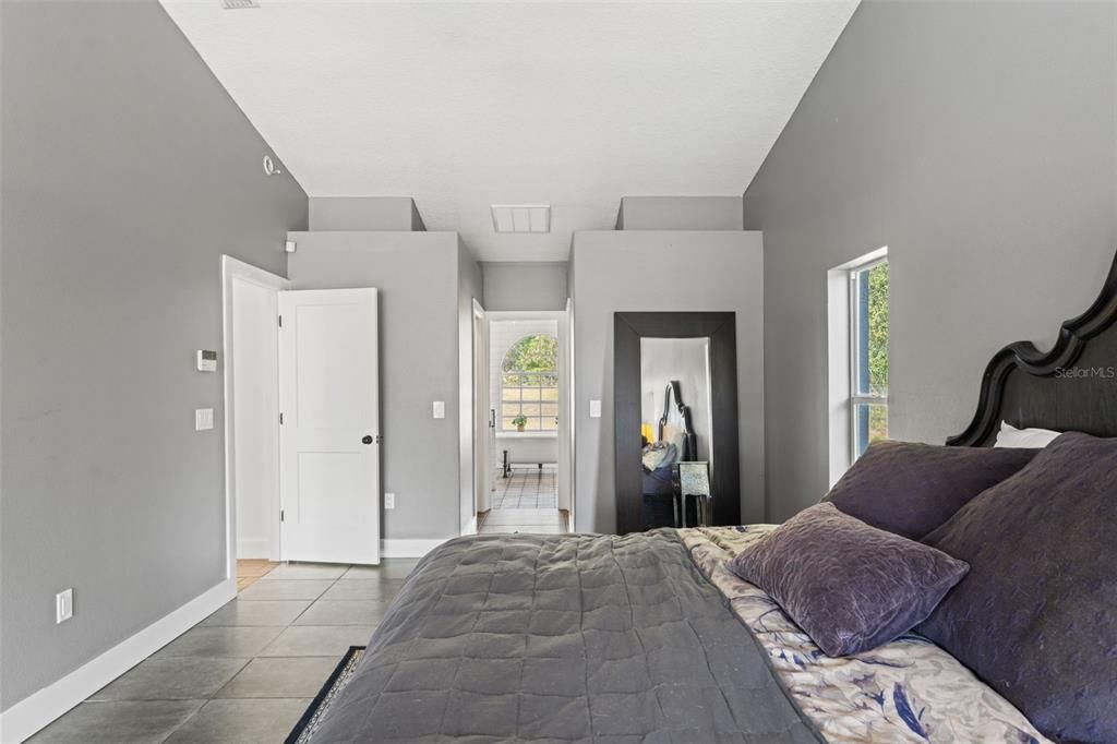 En Venta: $699,000 (3 camas, 2 baños, 1949 Pies cuadrados)