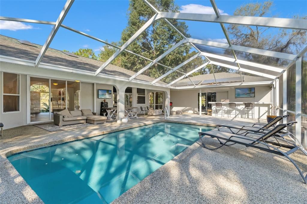 En Venta: $699,000 (3 camas, 2 baños, 1949 Pies cuadrados)