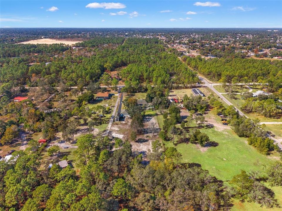 En Venta: $699,000 (3 camas, 2 baños, 1949 Pies cuadrados)