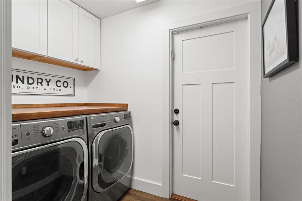 En Venta: $699,000 (3 camas, 2 baños, 1949 Pies cuadrados)