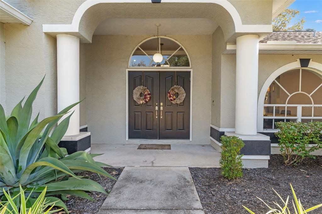 En Venta: $699,000 (3 camas, 2 baños, 1949 Pies cuadrados)