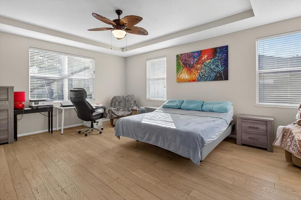 На продажу: $845,000 (6 спален, 6 ванн, 5251 Квадратных фут)