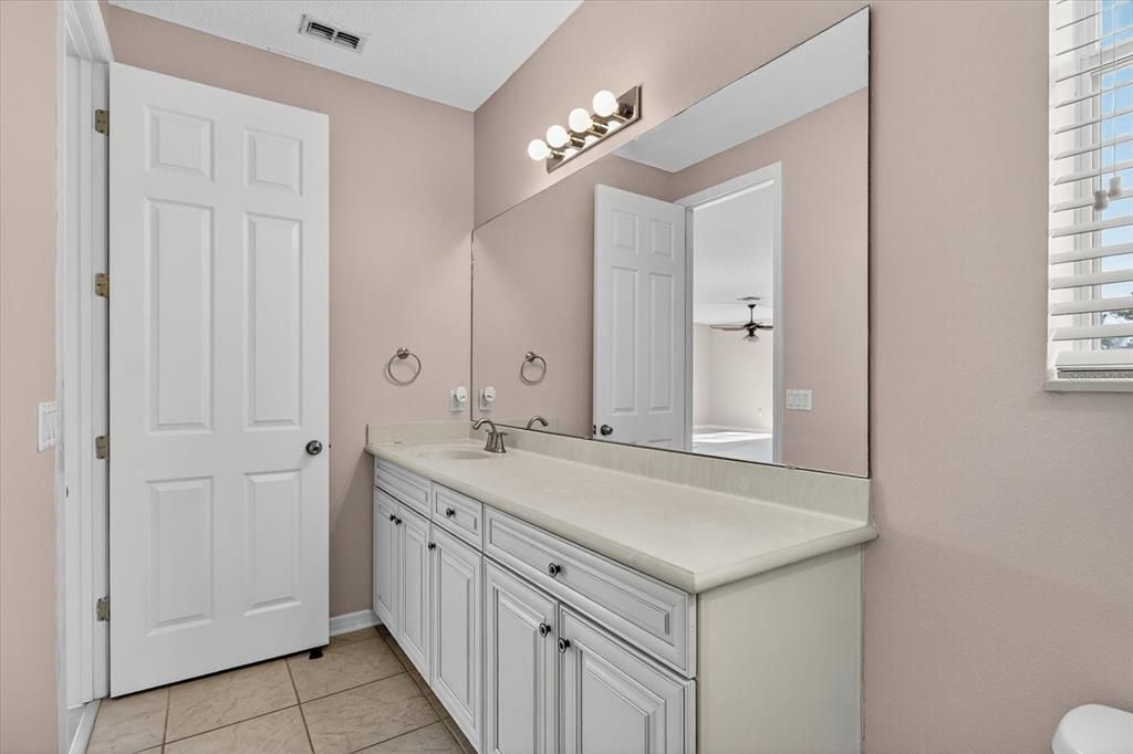 На продажу: $845,000 (6 спален, 6 ванн, 5251 Квадратных фут)