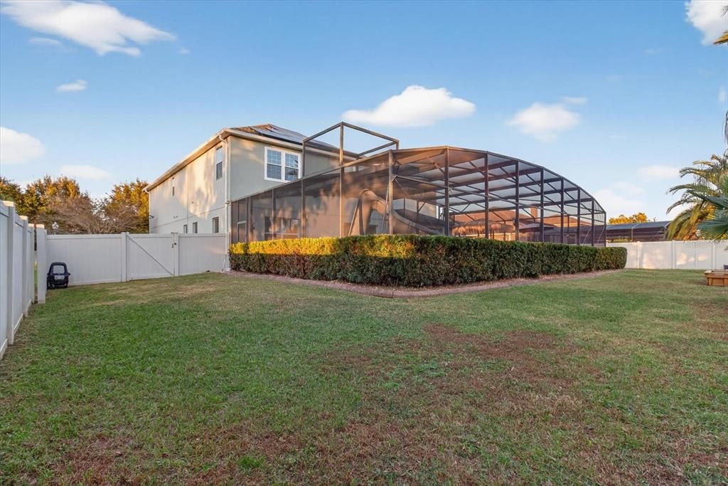 На продажу: $845,000 (6 спален, 6 ванн, 5251 Квадратных фут)