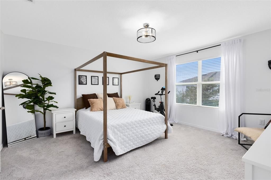 For Rent: $2,100 (3 beds, 2 baths, 1480 Square Feet)