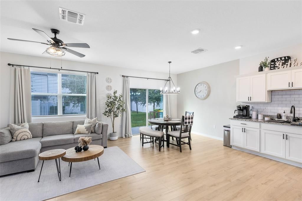 For Rent: $2,100 (3 beds, 2 baths, 1480 Square Feet)