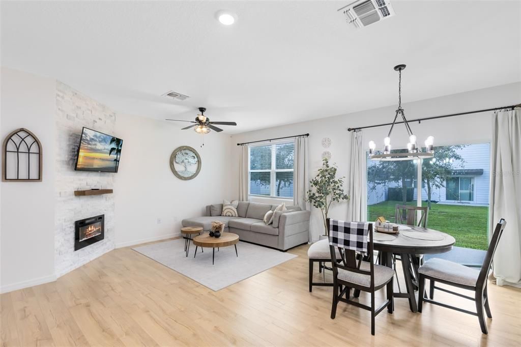 For Rent: $2,100 (3 beds, 2 baths, 1480 Square Feet)