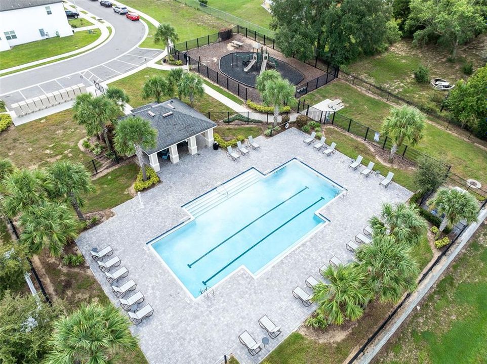 For Rent: $2,100 (3 beds, 2 baths, 1480 Square Feet)