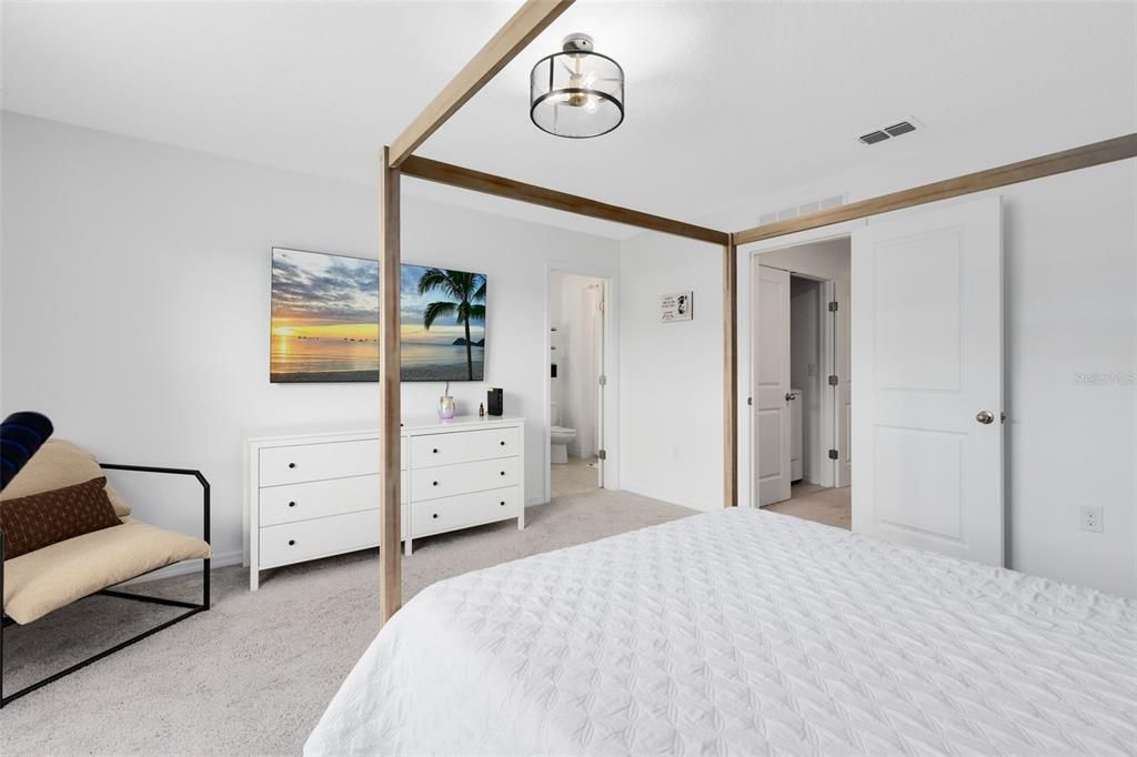 For Rent: $2,100 (3 beds, 2 baths, 1480 Square Feet)