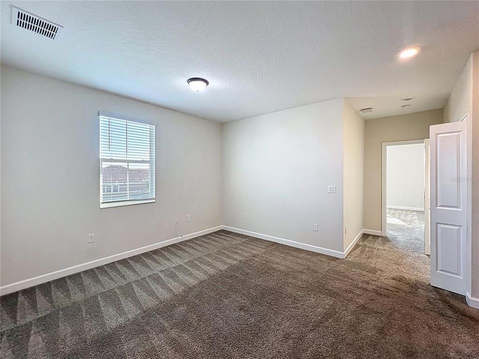 For Sale: $360,000 (3 beds, 2 baths, 1848 Square Feet)