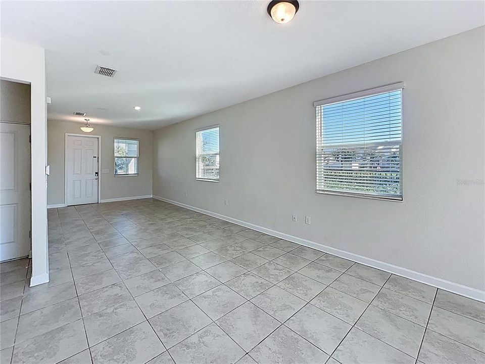 For Sale: $360,000 (3 beds, 2 baths, 1848 Square Feet)