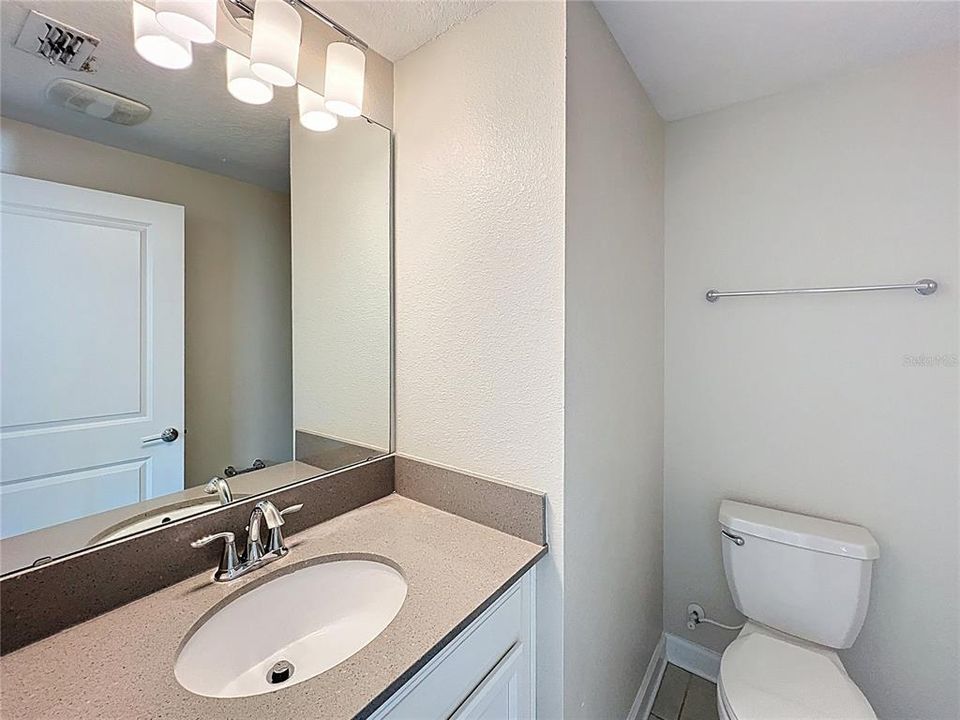 For Sale: $360,000 (3 beds, 2 baths, 1848 Square Feet)