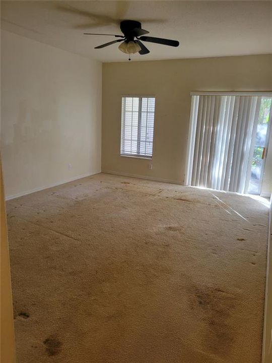 待售: $225,000 (2 贝兹, 2 浴室, 1429 平方英尺)