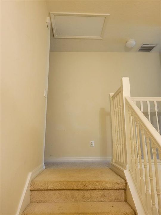 待售: $225,000 (2 贝兹, 2 浴室, 1429 平方英尺)